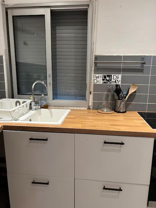 La Petite Provence Apartment Арл Екстериор снимка